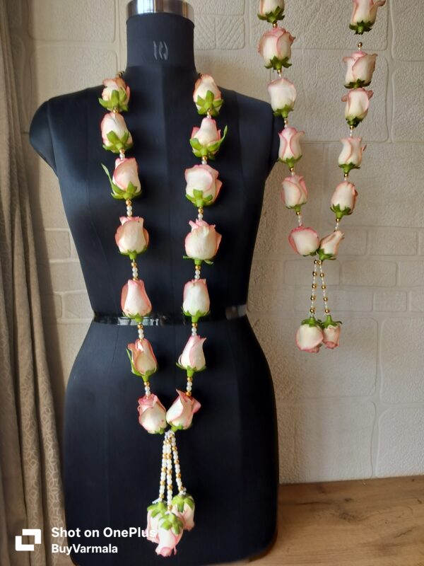 Whiteish Pink Roses Wedding Garland