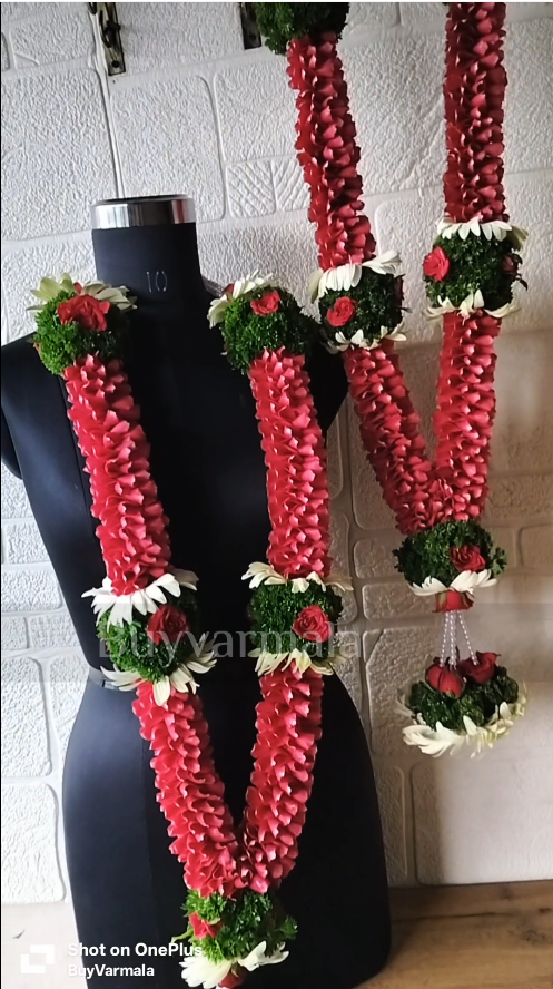 Red Rose Petals basic garlands