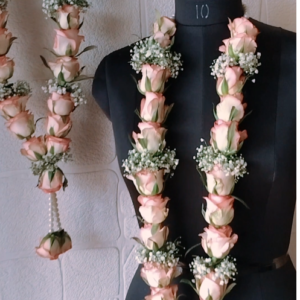 Pink Roses and Babybreath