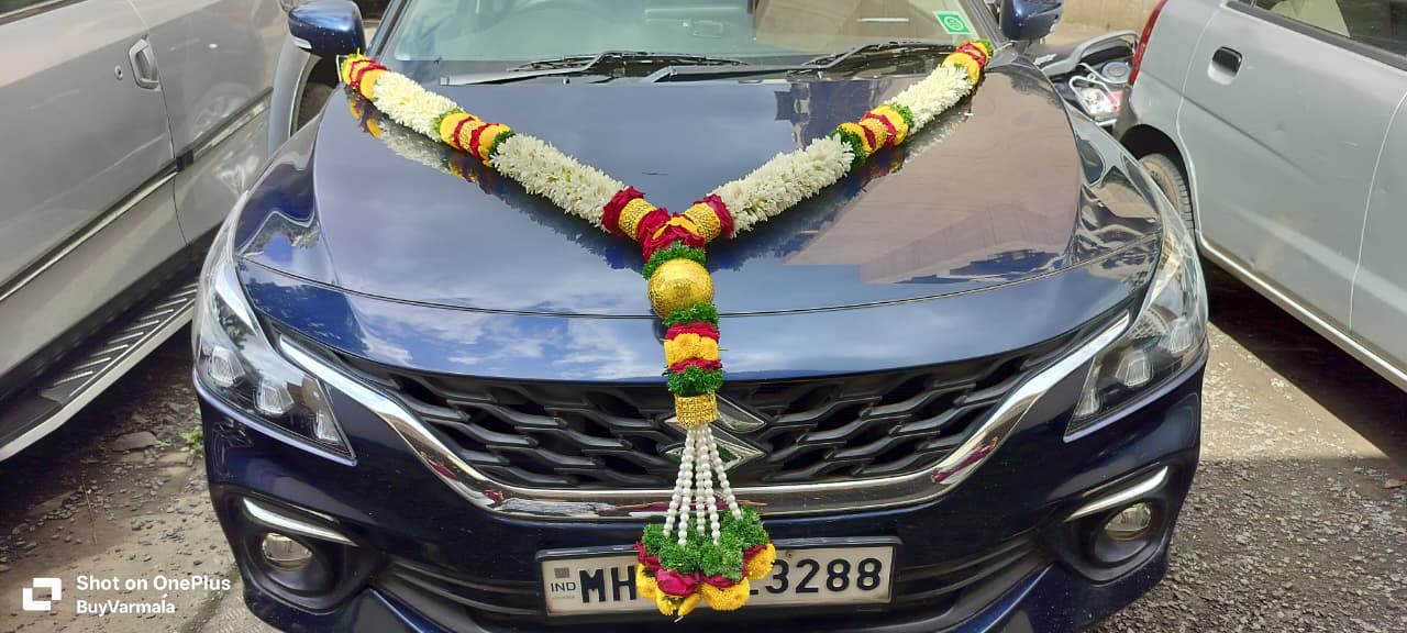 Luxury_Car_Garland