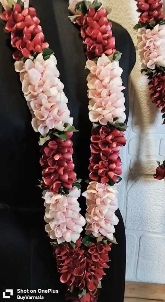 Red and Pink Rose Petals Garlands-2
