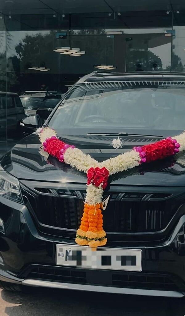 Rose and Tuberose with Marigold Car Garland