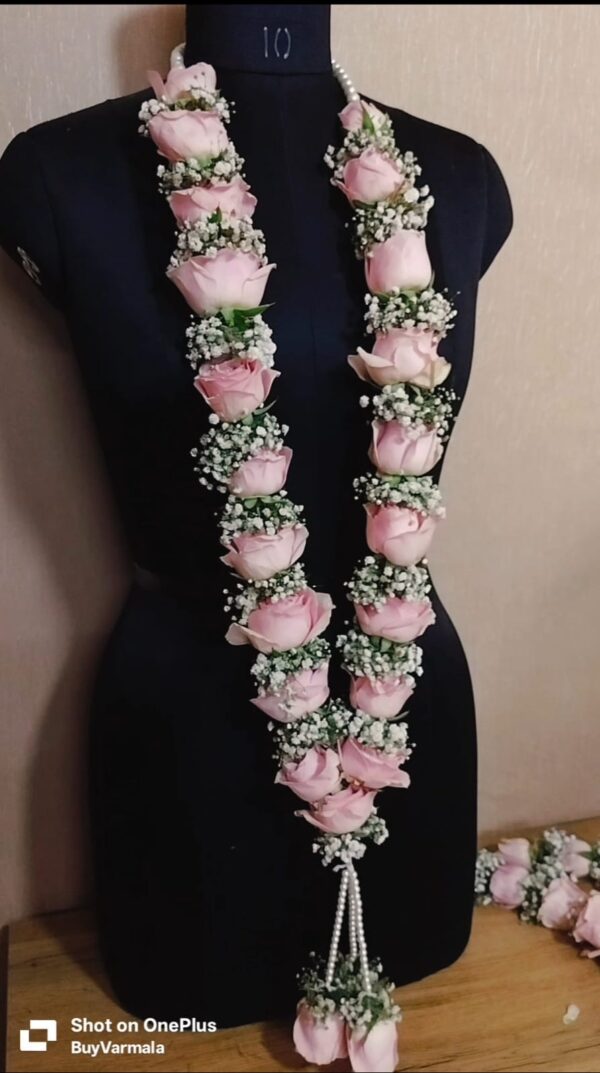 Beautiful Sweet Pink And Gypso Varmala
